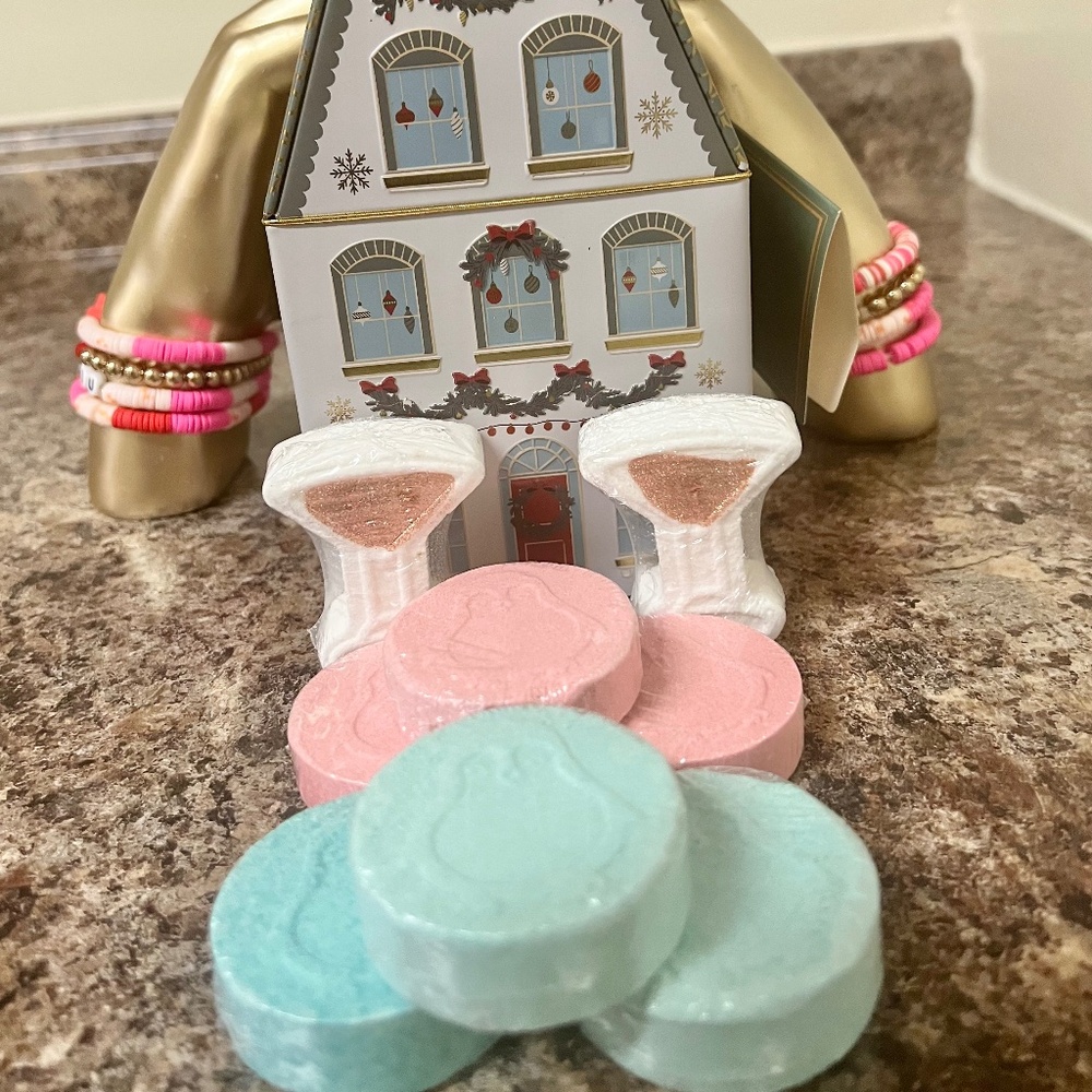 Brand New Eucalyptus Mint Shower Steamers - Set of 3